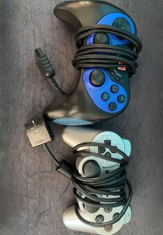 Playstation 2 + NHL 09, FIFA 08 + 2 ovládače - 3