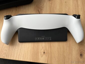 Playstation Portal - 3