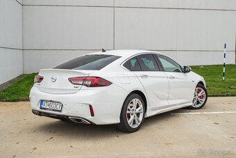 Opel Insignia GSI 2.0 CDTI BiTURBO 210k S S 4x4 AT8 - 3