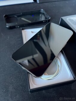 Iphone 13 pro AKO NOVÝ - 3