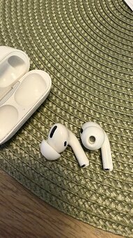 AirPods 1 - 3