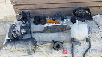 VW LUPO 1,0  37kw  BASIS - 3