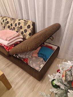 Rohová sedacia súprava s taburetkou - 3