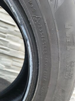 Nokian 235/65R17 108V - 3