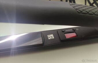 Zehlicka na vlasy - 3