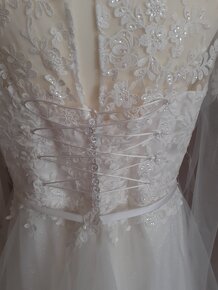 Trblietavé svadobné šaty - veľkosť 40-44 - 3