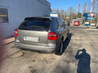 Porshe Cayenne - na pruzinach - 3