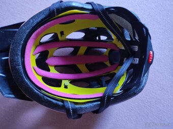 Prilba Specialized - 3