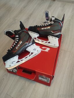 Korčule CCM jetspeed FT370 - 3