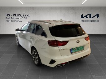 KIA CEED SW 1,6 GDi PHEV PLATINUM - 3