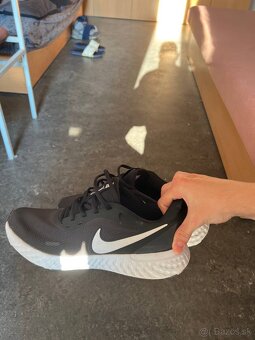 Topanky Nike - 3