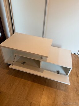 Predám stolík pod TV - 3