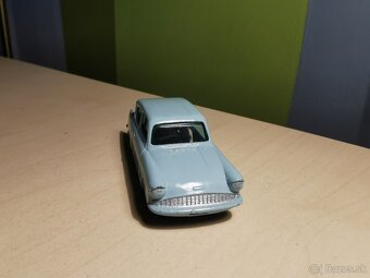 Matchbox lesney regular wheels Ford Anglia - 3