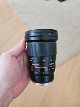 SAMYANG 20mm f/1.8 – svetelný manuálny objektív pre Sony E ( - 3