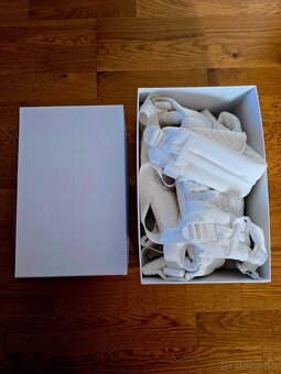 Cybex Platinum Coya Carrier - 3