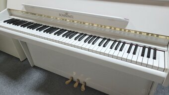 Pianino - klavir zn. Schimmel, model 100, biely - 3