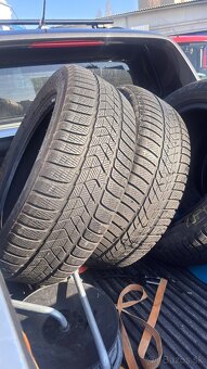 R18 235/55     PIRELLI SOTTOZERO 3 - 3