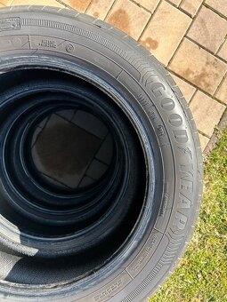 Letné pneu Goodyear 205/55 R16- stav nových - 3