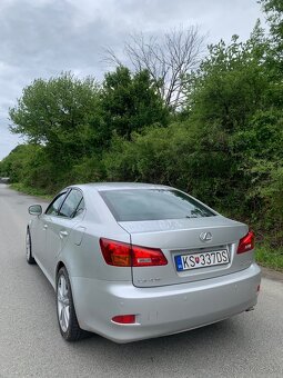 Predám LEXUS IS220d 2.2 130kw - 3