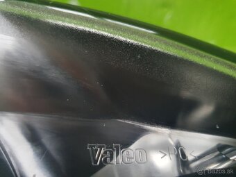Predam VW passat b6 originalny bixenon Valeo 3C0941751 - 3