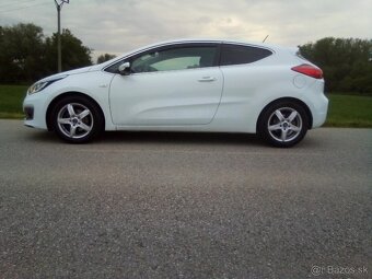 Predám Kia ceed coupé s originál 76000 km - 3