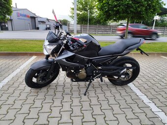 Yamaha XJ6 - 3