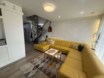 3 izbový Mezanín, 97 m2, pozemok 619 m2 (1/2), Sabinov - 3