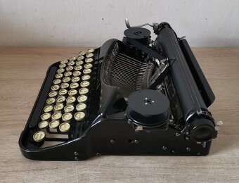 Starožitný písací stroj Corona 4 z roku 1924 - 3