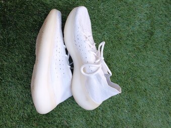 Biele tenisky typu Adidas Yeezy Boost - 3