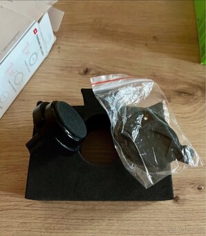 Bezdrôtová nabíjačka a magnetický držiak do auta - 3