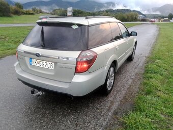Subaru Outback 3.0 LPG - 3