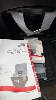 Britax Romer Dualfix M i-size - 3