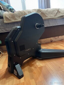 Smart trenažér TACX flux S - 3