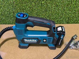 MAKITA Aku kompresor Li-ion 12V, bez aku CXT Z MP100D - 3
