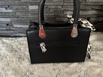 Kabelka Guess - 3