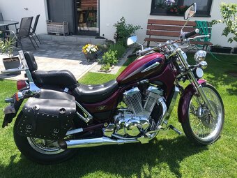 Suzuki Intruder vs 800 - 3