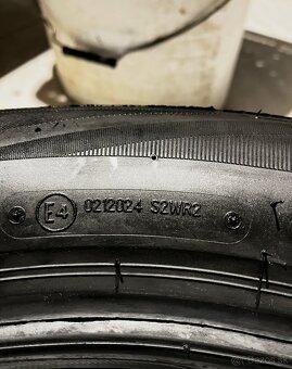 UPLNE NOVE - Bridgestone Turanza 215/60 R17 96H - 3