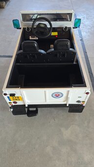 Detské elektrické autíčko Land Rover Defender - 3