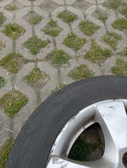 Predám hliníkové disky s letnými pneumatikami na škodu fabia - 3