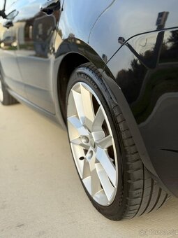 Škoda Octavia 2.0 TDI RS DSG r.v. 2018 - 3
