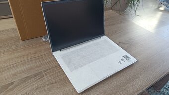 HP EliteBook 640 G11 ---rezervované--- - 3