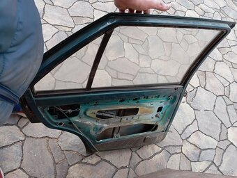 Škoda favorit zadné dvere L+P - 3