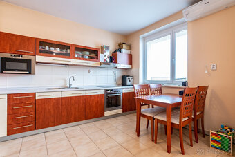 Krásny 2-izbový byt s lodžiou, 75 m², Tomášikova ul, Ružinov - 3