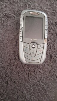 Kúpim staré tlacitkove telefony - 3