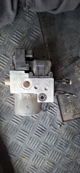 ABS pumpa Audi , Volkswagen Passat B5 - 3