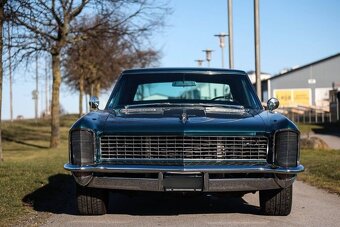 Buick Riviera z roku 1965 Pro Touring - 3