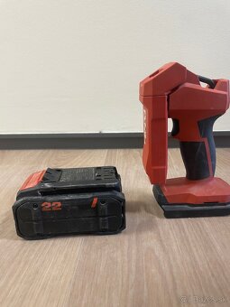 SL 2-22 Hilti Svetlo + B 22-110 Li-ion Baterka - 3