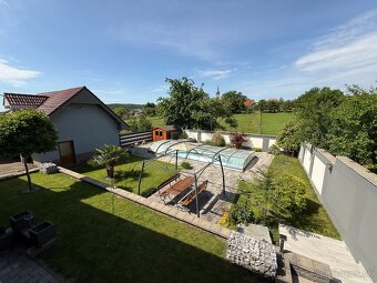 Exkluzívne APEX reality 5i. RD v Dvorníkoch, bazén+dvojgaráž - 3