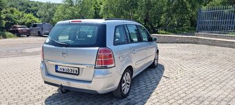 Opel Zafira 1.9 CDTI 88kW 118K 6-stupňový manuál - 3