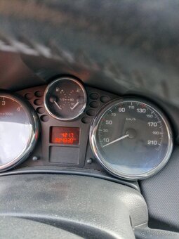 Peugeot 207 - 3